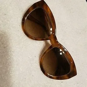 MCM 603s sunglass MCM MCM 603S 001 53 Ladies Sunglasses main image 3